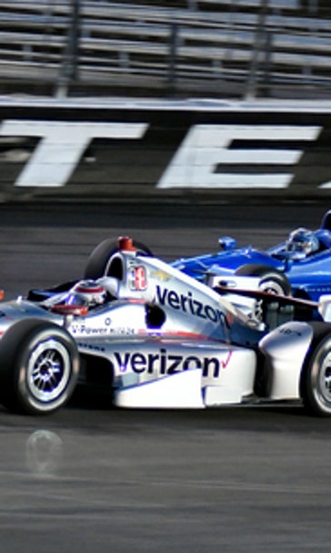 Power wins wild IndyCar race at Texas under caution